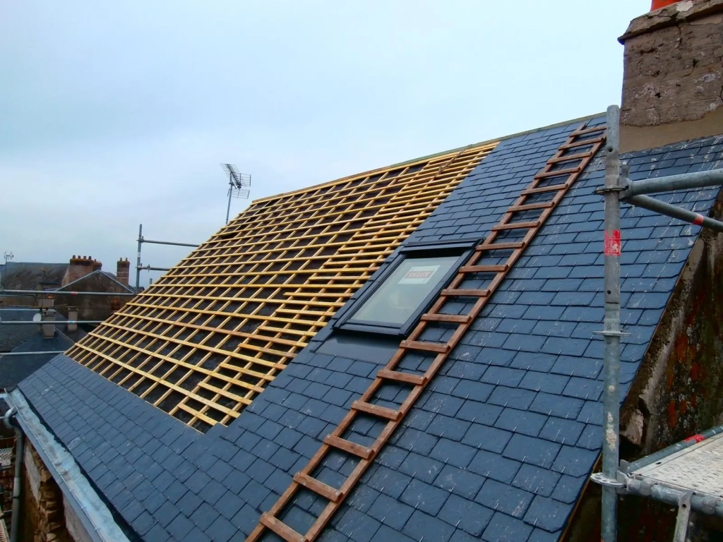 Entreprise de charpente, charpentier île de France : Artisan Stiopei